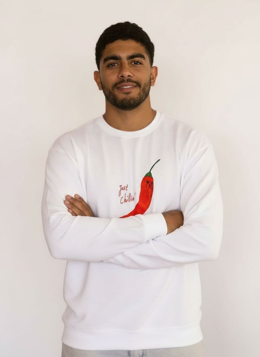 Papa portant le sweat Just Chillin' blanc J'allète